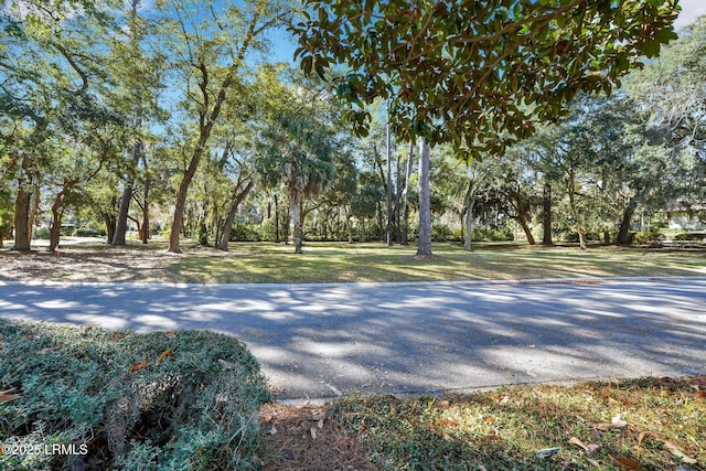 Listing photo 3 for 1 Charlesfort Pl, Hilton Head Island SC 29926