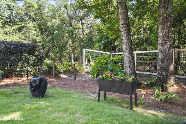 105 Bartram Dr, Beaufort, SC 29902 - view of yard