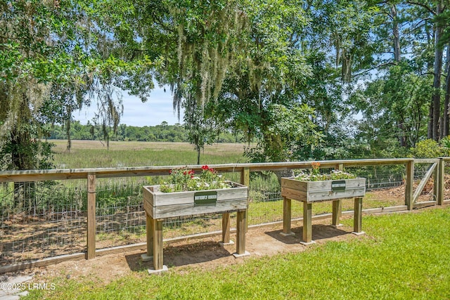 70 Dolphin Point Dr, Beaufort, SC 29907 - view of yard with a garden