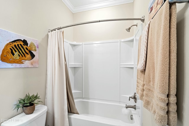 bathroom featuring shower / bathtub combination with curtain, toilet, and crown molding