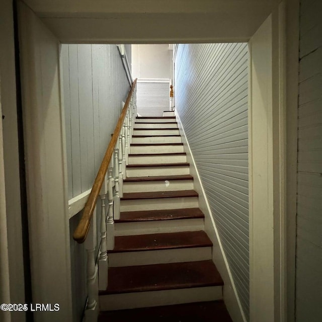 907 Duke St, Beaufort, SC 29902 - stairway featuring wood walls
