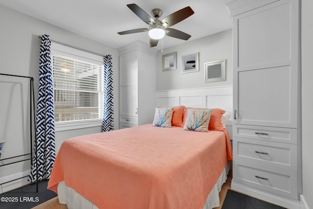 bedroom featuring ceiling fan