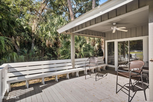 deck with ceiling fan