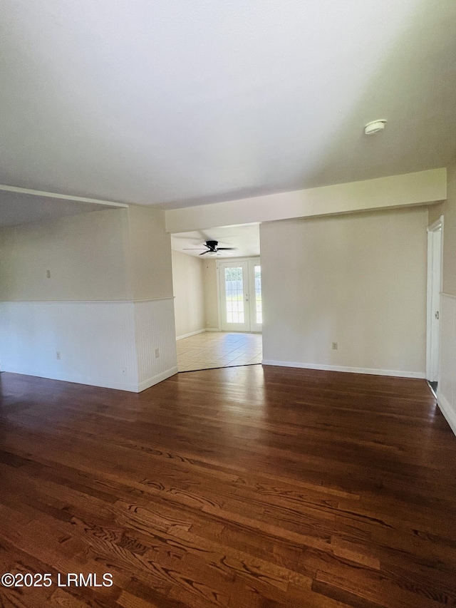 3005 Shell Point Rd, Beaufort, SC 29906 - empty room featuring wood finished floors, a ceiling fan, and a smoke detector