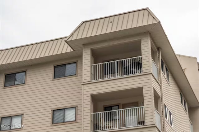 663 William Hilton Pkwy Unit 442, Hilton Head Island, SC 29928 - view of building exterior