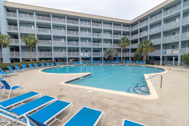 663 William Hilton Pkwy Unit 442, Hilton Head Island, SC 29928 - view of community pool