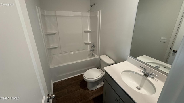 24 Twickenham Loop, Yemassee, SC 29945 - bathroom featuring wood finished floors, vanity, and washtub / shower combination