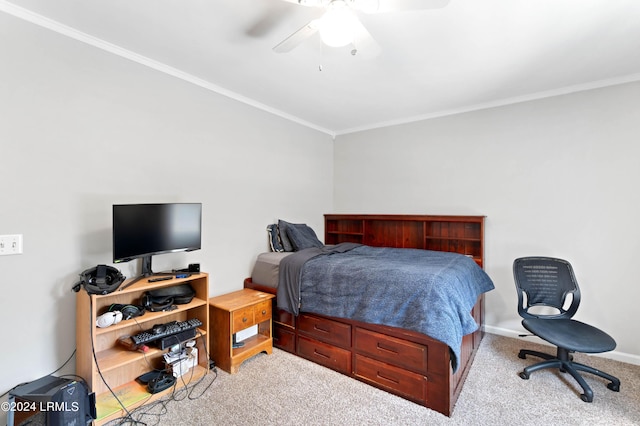 bedroom with ornamental molding, light carpet, and ceiling fan