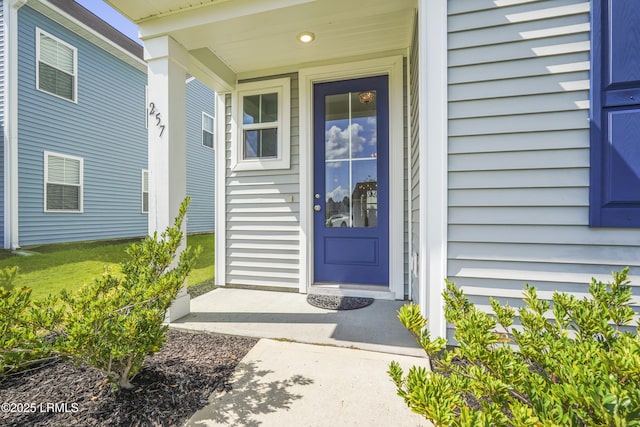 257 Garden Gate Cir E, Hardeeville, SC 29927 - entrance to property featuring a porch