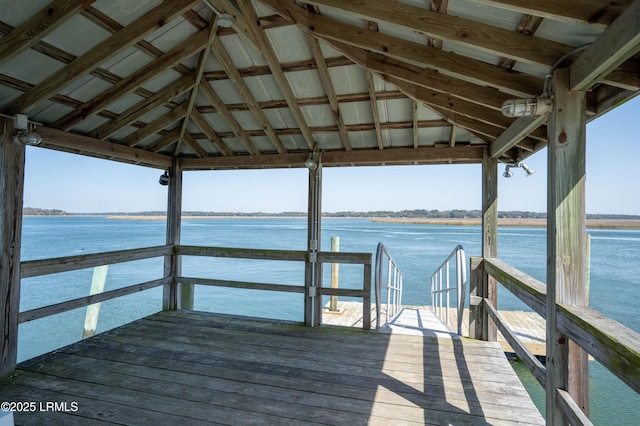 Listing photo 3 for 24 Wrights Point Cir, Beaufort SC 29902