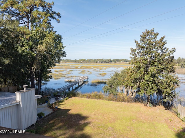 view of yard with a water view