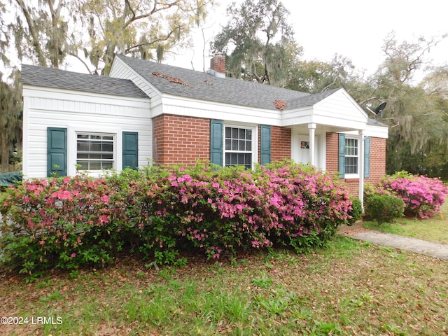 view of front of home