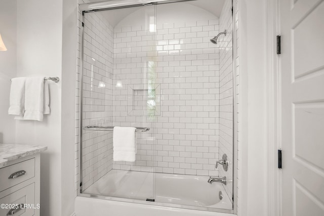 517 Tarpon Blvd, Fripp Island, SC 29920 - full bath featuring shower / bath combination with glass door and vanity