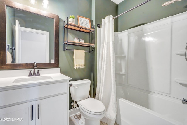 122 Bedstone Ct, Bluffton, SC 29909 - full bath featuring toilet, vanity, and shower / tub combo with curtain