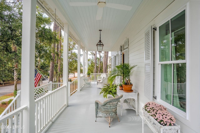 exterior space with ceiling fan and covered porch