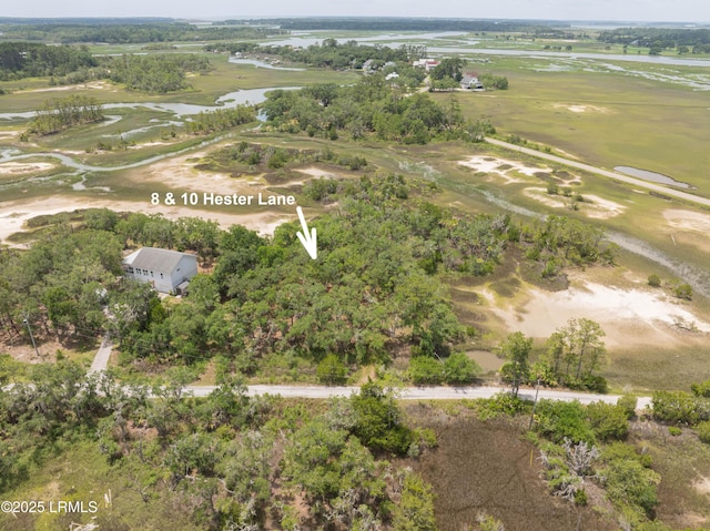 8 Hester Ln, Beaufort, SC 29907