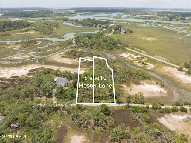 8 Hester Ln, Beaufort, SC 29907