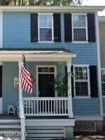 view of front of house with covered porch