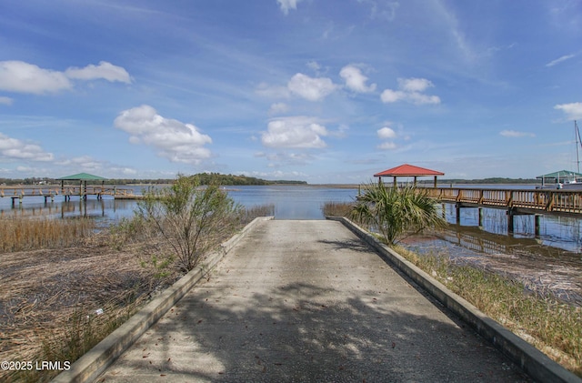 15 Whitners Landing Rd, Saint Helena Island, SC 29920