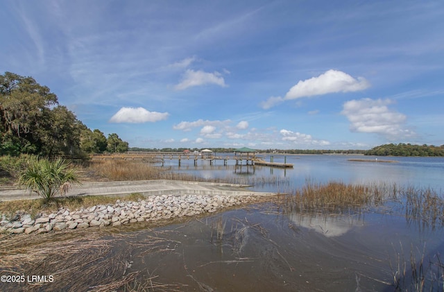 15 Whitners Landing Rd, Saint Helena Island, SC 29920