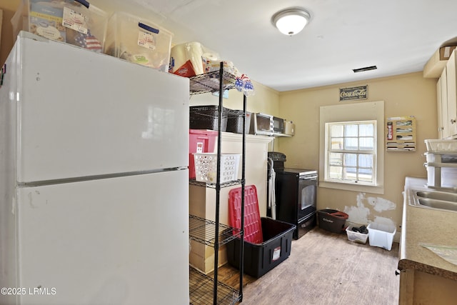 910 W St, Beaufort, SC 29902 - photo 13