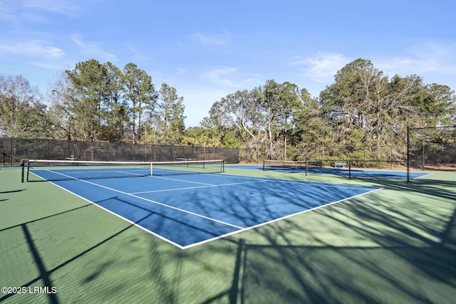 32 Aspen Hall Rd, Bluffton, SC 29910 - view of sport court featuring community basketball court and fence