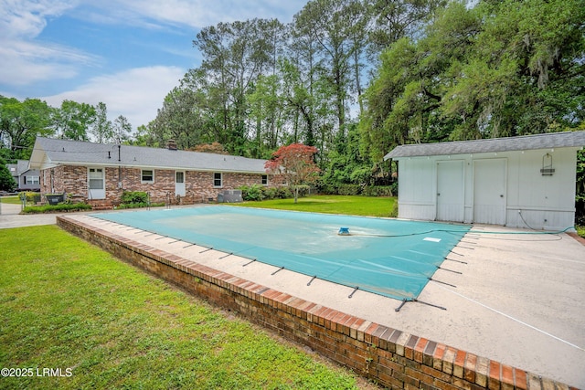 806 Coates Ln, Beaufort, SC 29902 - view of swimming pool featuring a yard and an outdoor structure