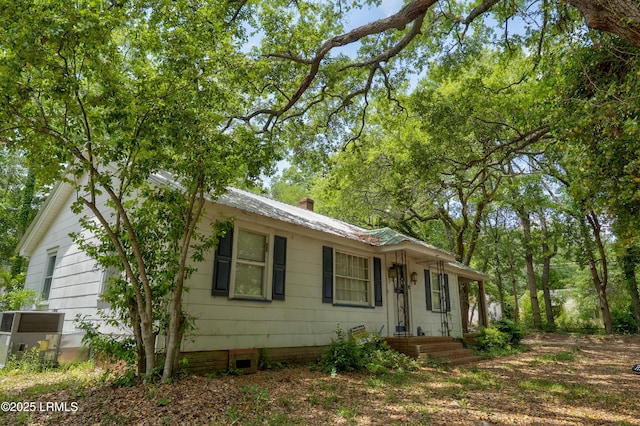 441 Byrnes Ln, Allendale, SC 29810 - ranch-style home featuring central air condition unit and a chimney