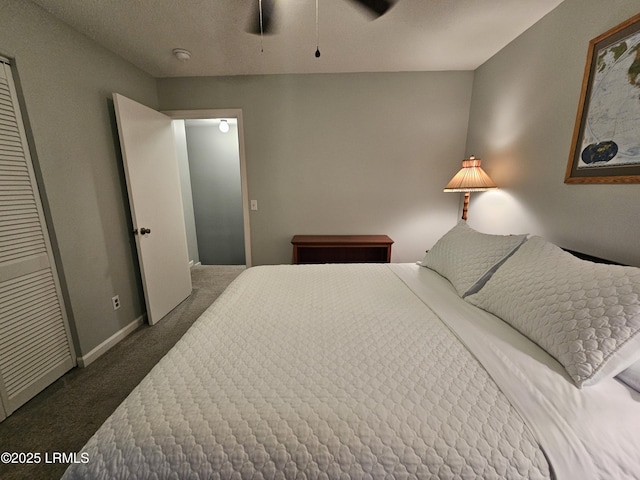 814 14th St, Port Royal, SC 29935 - full bathroom featuring toilet, a textured ceiling, wood finished floors, and shower / tub combo