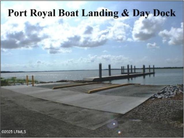 814 14th St, Port Royal, SC 29935