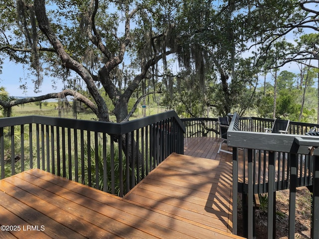 2065 Deer Island Rd, Hilton Head Island, SC 29928 - view of wooden terrace