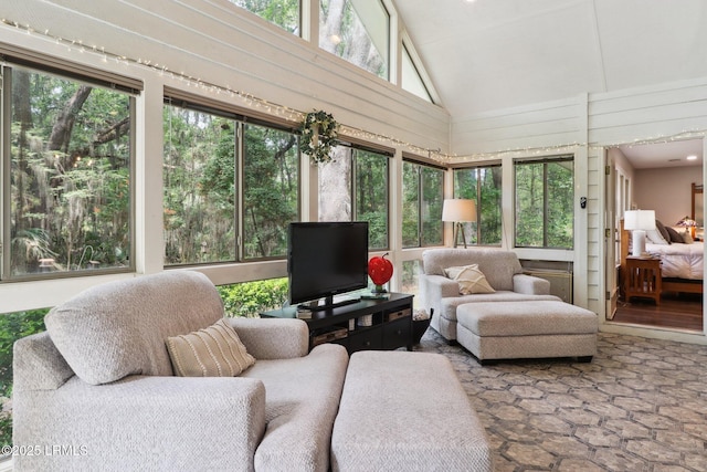 30 Longwood Dr, Okatie, SC 29909 - sunroom / solarium featuring an outdoor hangout area and high vaulted ceiling