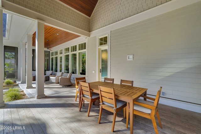 18 Baynard Cove Rd, Hilton Head Island, SC 29928 - exterior space with outdoor dining area