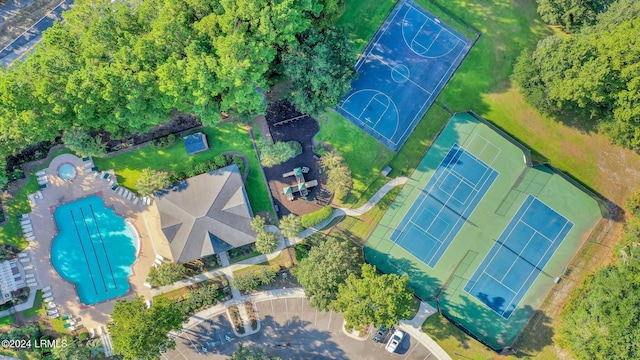 birds eye view of property