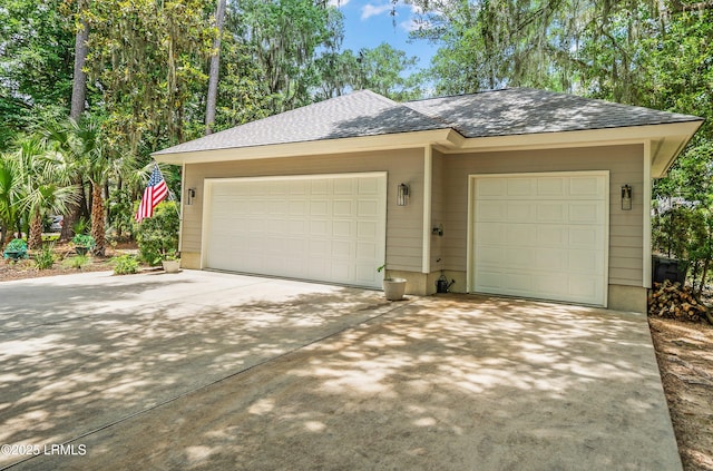 1 Wild Magnolia Ct, Okatie, SC 29909 - garage featuring driveway