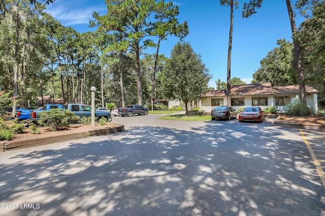 96 Mathews Dr Unit 145, Hilton Head Island, SC 29926 - view of road with street lighting