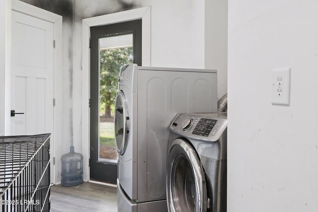 100 Drayton Dr, Ridgeland, SC 29936 - washroom with wood finished floors and washing machine and dryer