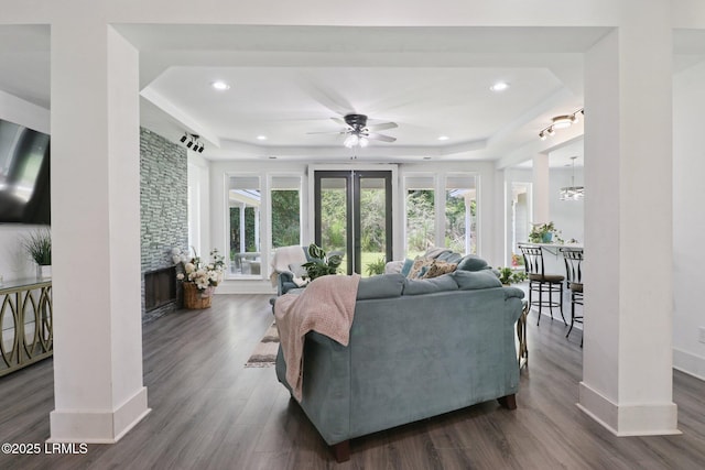 100 Drayton Dr, Ridgeland, SC 29936 - living room with a tray ceiling, plenty of natural light, a ceiling fan, and recessed lighting
