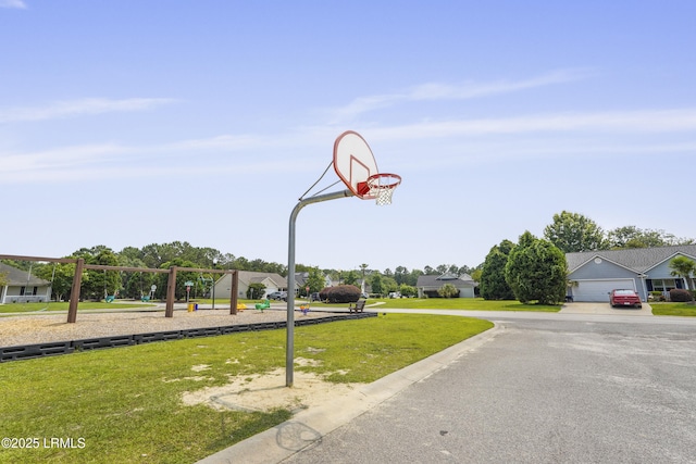 93 Heartstone Cir, Bluffton, SC 29910 - view of basketball court featuring a yard