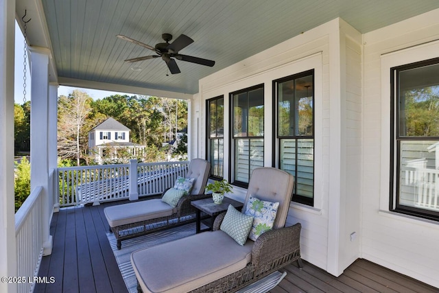 deck with ceiling fan