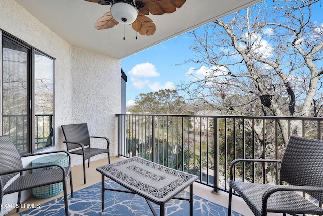 balcony featuring ceiling fan