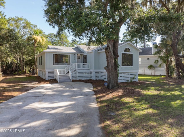 2919 Waters Edge Ct W, Beaufort, SC 29902 - photo 1