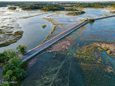345 Distant Island Dr, Beaufort, SC 29907