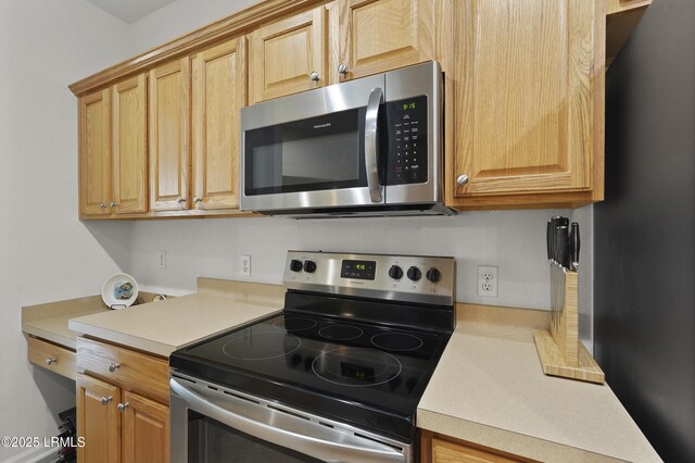 193 Landing Ln, Bluffton, SC 29909 - kitchen with stainless steel appliances and light countertops