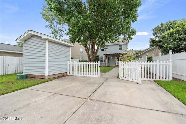 view of front of house with a patio