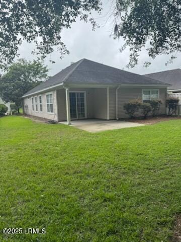 120 Crossings Blvd, Bluffton, SC 29910 - rear view of property featuring a patio and a yard