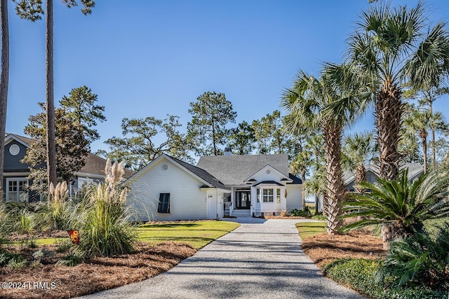 view of front of property