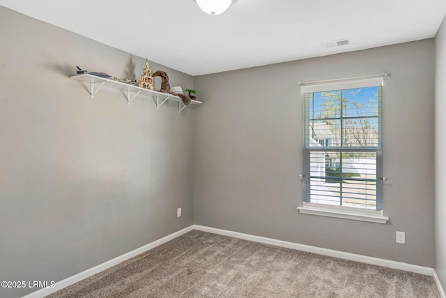 238 Turkey Oak Dr, Bluffton, SC 29910 - walk in closet featuring visible vents and carpet flooring