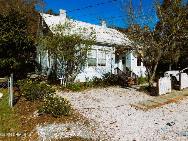 view of front of home