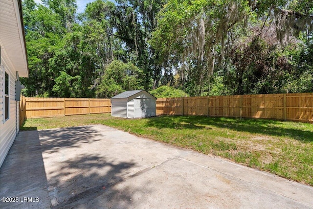 14 Twin Lakes Rd, Beaufort, SC 29902 - view of patio with an outdoor structure, a shed, and a fenced backyard